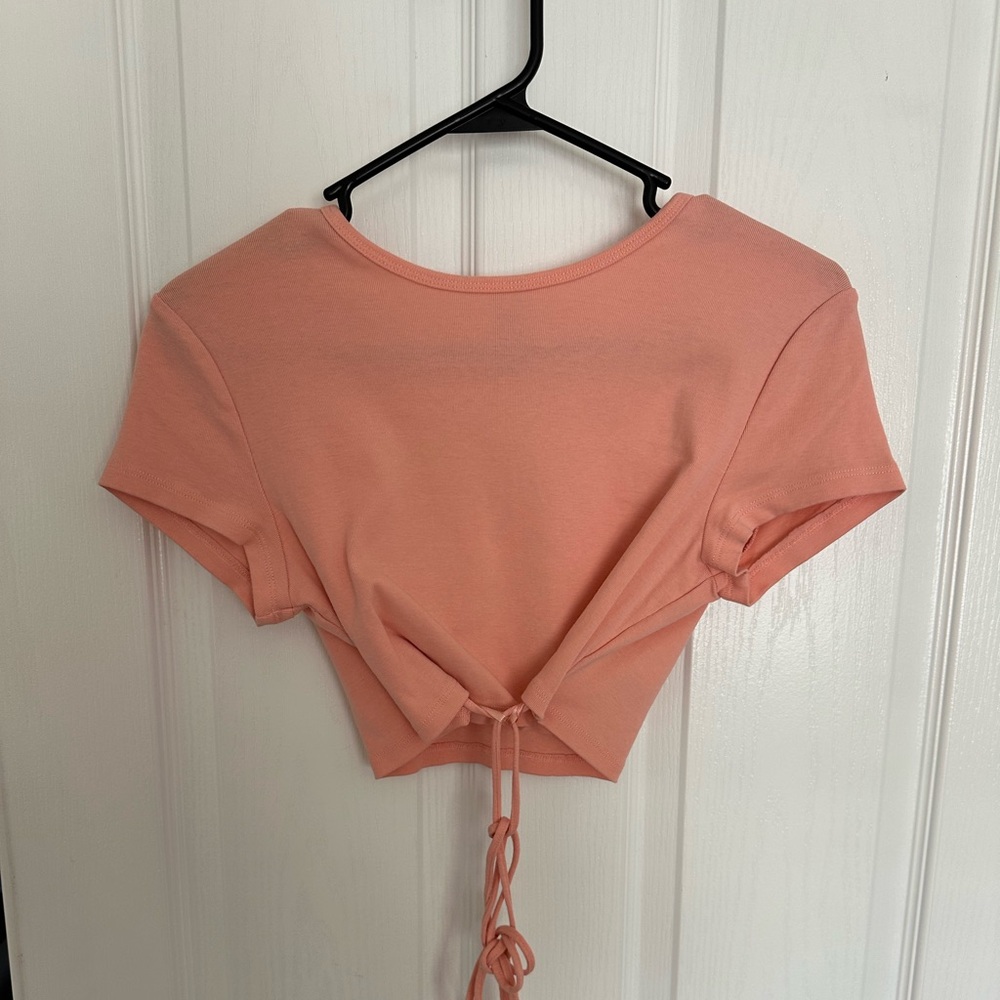 Light Pink/Peach Short Sleeved Top that Ties around